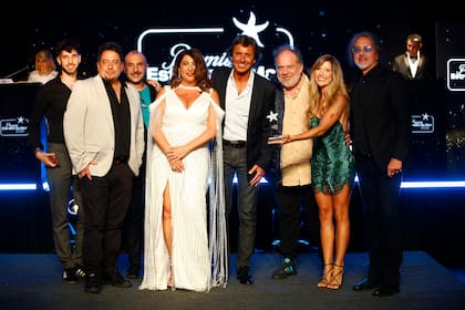 El equipo de La cena de los tontos, sin Bossi