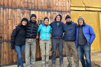 El equipo de Rincón de Los Leones, de izquierda a derecha, Camila Lapido, Guillaume Peplinski, Gabriela Mena, Leonardo Giacomino, Juan Giacomino y Philippe del Piano