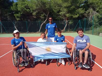 El equipo junior que representó a la Argentina en el Mundial de Cerdeña, Italia. 