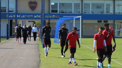 El equipo peruano se entren en el Centro de Entrenamiento que Boca inaugur en Ezeiza
