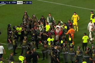 Provocación y cinco expulsados: el jugador de Corinthians que sacó de quicio a los futbolistas de Universitario de Perú