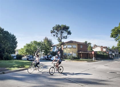 El escaso tránsito permite salir a correr