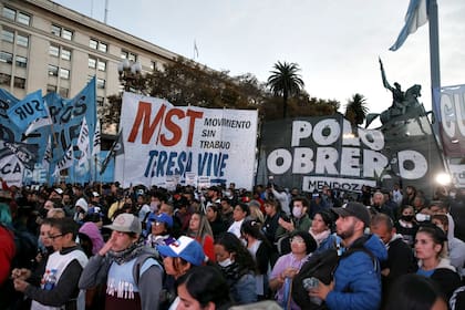 El escenario de la Marcha Federal frente a la Casa Rosada