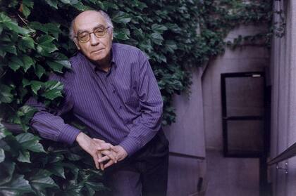 Todo un año de celebraciones por el centenario del premio Nobel portugués José Saramago tendrán también su escenario en la Feria del Libro de Buenos Aires