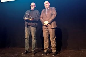 El escritor argentino Rodolfo Piovera ganó el Premio Camilo José Cela