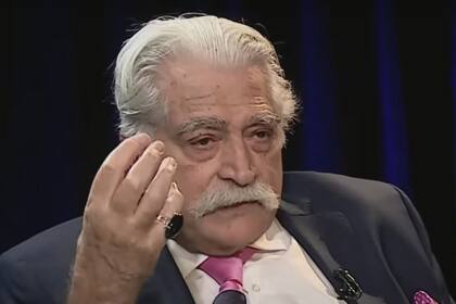 El escritor y periodista, Jorge Asís, en +Entrevistas