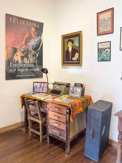 El escritorio de Félix Luna, célebre periodista capillero, en el Museo del Periodismo.