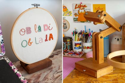 El escritorio lo encontró en la calle y la estantería la compró en una noche de desvelo. Entre sus tesoros, una lámpara lavanda y un bordado que hizo cuando se casó