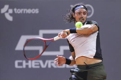 El esfuerzo de Andrea Collarini; el zurdo le planteó una dura batalla al menor de los Cerúndolo