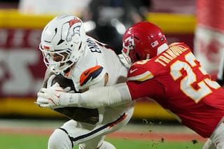 El esfuerzo de los Chiefs no alcanza ante los Broncos en un emocionante duelo navideño