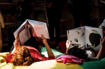 El espacio Libroteca, de la Usina del Arte, es ideal para relajarse y leer en familia
