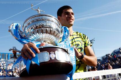 El español Carlos Alcaraz quiere volver a levantar el trofeo en el ATP 500 de Barcelona; juega la final con Holger Rune