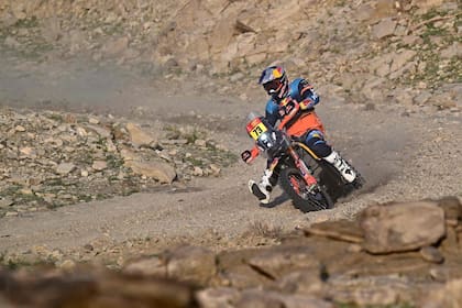 El español Edgar Canet llegó a la segunda etapa como líder en motos