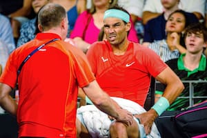 Nadal perdió en Brisbane, terminó con dolores y preocupa al mundo del tenis de cara al Abierto de Australia