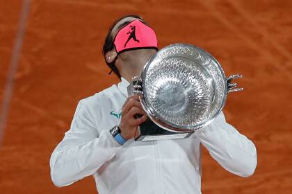 El español Rafael Nadal, el año pasado, al conquistar el Abierto de Francia por 13a vez en su vida.