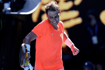 Nadal declaró que es necesario que modifique un poco el gesto en su servicio debido a un dolor en su espalda