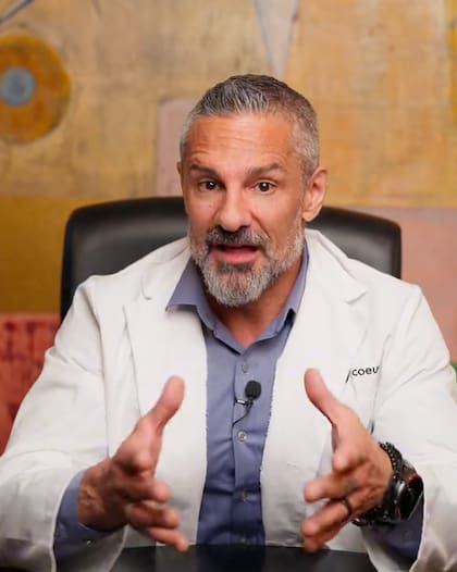 El especialista tiene más de 78 mil seguidores en TikTok (Foto: @dr.davidcespedes)