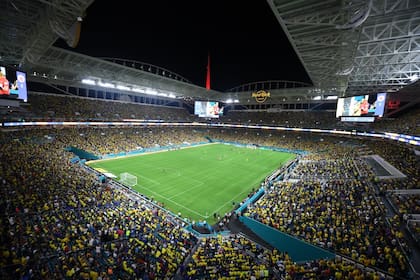 El espectacular Hard Rock Stadium, inaugurado en 1987, ha sido remodelado para adaptarse a las tendencias internacionales y será casa del Mundial en 2026