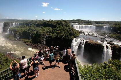 El esplendor de las Cataratas del Iguazú, otro de los puntos turísticos elegidos por los argentinos
