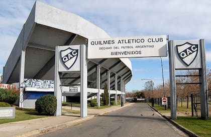 La hinchada de Quilmes cantaba la Marcha de los Muchachos Peronistas como un símbolo de resistencia