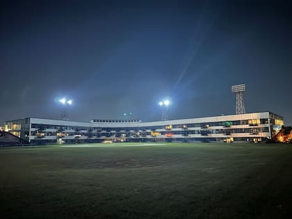 El estadio de béisbol fue transformado en departamentos de lujo