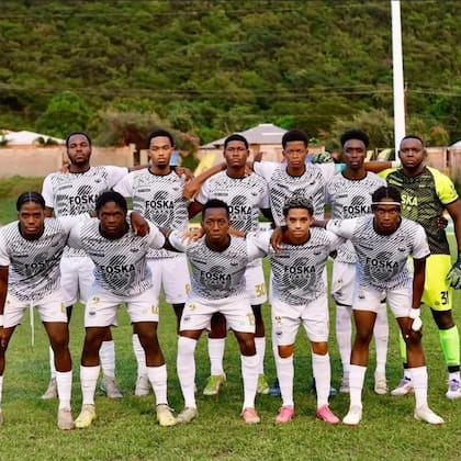 El estadio de Cavalier tiene una capacidad de 3.000 espectadores, similar al Guillermo Laza de Deportivo Riestra