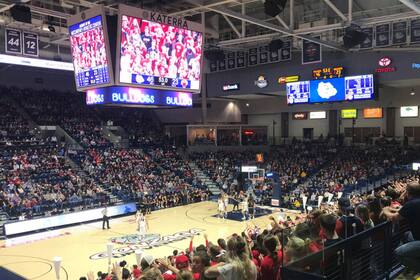 El estadio de los Bulldogs, The Macarthey Athletic Center, es un escenario que John Stockton no podrá pisar por mucho tiempo, a menos que decida ponerse un tapabocas