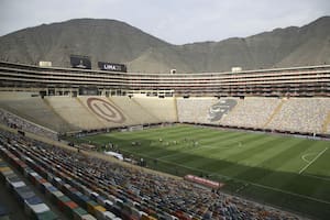 El estadio Monumental de Lima, preparado para la final de la Copa Libertadores.
