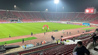 El Estadio Nacional se empieza a poblar para recibir el partido entre Argentina y Chile