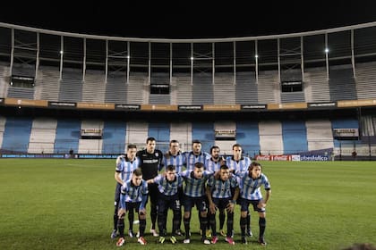 Una imagen de hace casi cinco años, que se repetirá casi igual este jueves, por otro motivo: Racing será local sin espectadores frente a Bucaramanga, por Copa Libertadores.