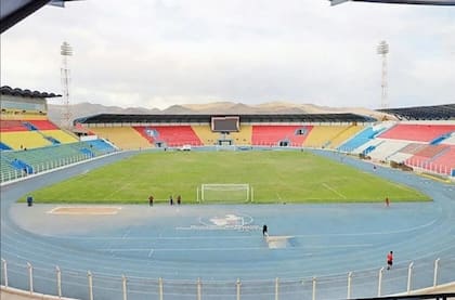 El Estadio Víctor Agustín Ugarte está situado a 3885 metros sobre el nivel del mar