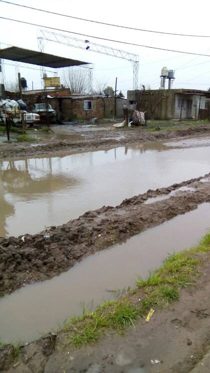 El estado de las calles impide que los chicos vayan a la escuela