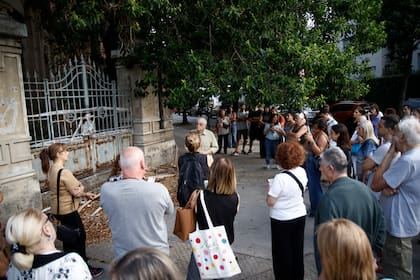El estado del edificio se agravó aún más tras dos incendios