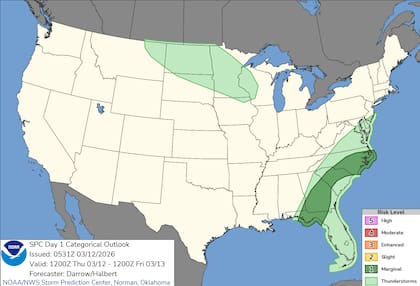 El estrecho gradiente de presión asociado a la tormenta generará ráfagas extremas de entre 113 y 129 km/h (70 a 80 mph) desde las Rocosas hasta las Grandes Llanuras del norte