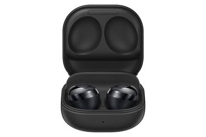 El estuche de los Samsung Galaxy Buds Pro suma 20 horas de autonomía a las 8 que tienen los auriculares