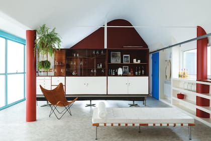 El estudio que perteneció al arquitecto Bonet, uno de los autores de la obra, tal como se puede ver hoy
