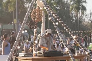 El evento asegura ritmo, energía y el marco perfecto para disfrutar de los atardeceres más espectaculares de la ciudad.