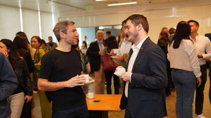 El evento cont con cientficos, directivos de empresas y emprendedores