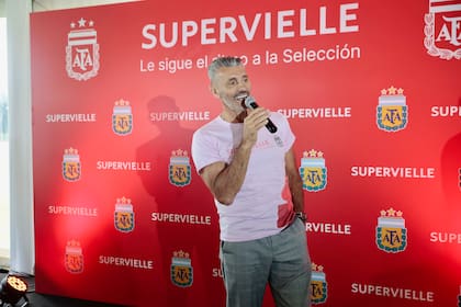 El evento fue conducido por el genial arquero argentino Sergio Goycochea, ídolo indiscutido del Mundial de Italia ’90