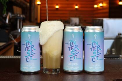 El evento principal es el 28 de marzo en Bat Flip Day