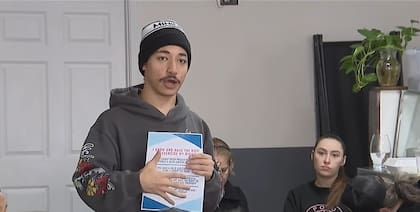 El evento, que contó con la participación de abogados especializados y activistas, ofreció una visión clara sobre lo que se debe hacer en caso de un encuentro con agentes de ICE