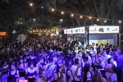 El evento reunió las últimas novedades de las bodegas más importantes de Mendoza con más de 200 líneas de vinos de las 50 mejores bodegas de la provincia