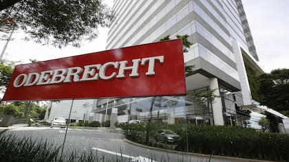 Cambió el consorcio del Sarmiento y el Gobierno negocia con Odebrecht