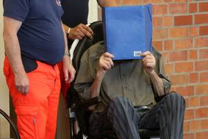 A los 101 años, un exguardia se convirtió en el hombre más anciano en ser condenado por crímenes nazis