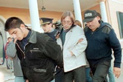 El ex juez Fraticelli y su hijo Franco visitan a Graciela Dieser, detenida