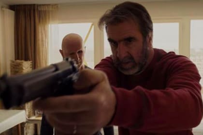 Eric Cantona, el exjugador del Manchester United y de la selección francesa, es el protagonista de la miniserie Recursos Inhumanos