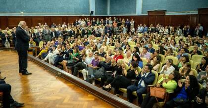 El excamarista y presidente del Colegio Público de Abogacía de Capital Federal, Ricardo Gil Lavedra, expuso ante estudiantes de la Facultad de Derecho de la UBA