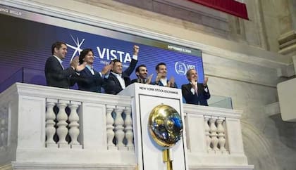 El exCEO de YPF Miguel Galuccio celebra los cinco años de su firma, Vista, en Wall Street. La empresa fue golpeada por la caída del precio del crudo, pero su negocio tiene buenas perspectivas.