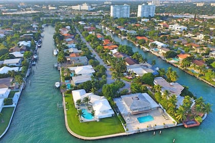 El exclusivo barrio cerrado San Souci Estates, donde vive Martínez, es conocido por sus propiedades frente al agua y su seguridad