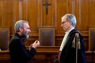 La cárcel con tres calabozos y un solo preso: quién es y cómo vive